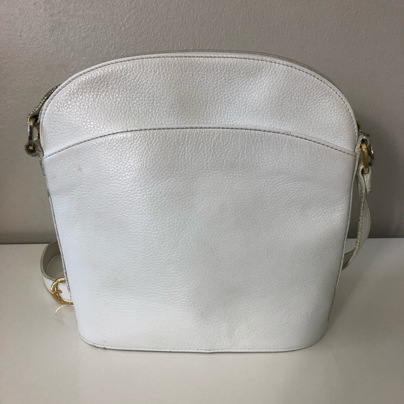 ⛔️SOLD⛔️Vintage Longchamp White Leather Crossbody - Picture 9 of 16